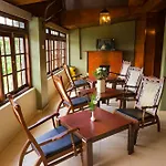 Grosvenor Hotel Nuwara Eliya