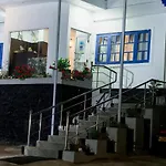 Nat Hotel 3*