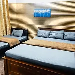 Shellys Guest house *