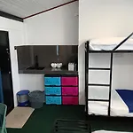 Hostel Carlton