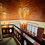 Thuhina * Nuwara Eliya