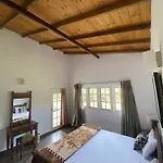 Whispering Hills Holiday home *