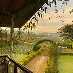 Whispering Hills * Nuwara Eliya
