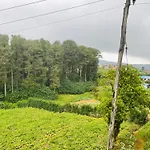 Thuhina Holiday home *