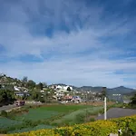 Glendale Lodge *