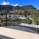 Regal Montara Guest house