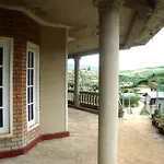 Isuru Garden Rest