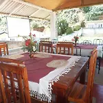 Mountain Ridge Hotel