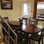 Hiltonia Holiday Home