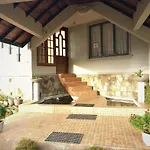 Hill Dale Bungalow