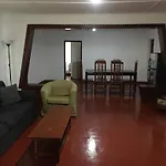 N Country House