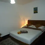 Sky Lodge House