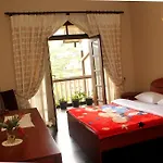 Perera Homestay *