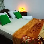 Sam\'S Place