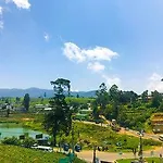 American Star Hotel- Nuwaraeliya