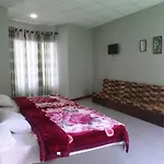 Vintage Courtyard Hotel