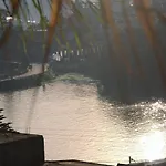 Gregory Lake Inn