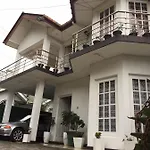 Cool Breeze Holiday home *