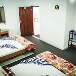 Bakers Reach Hotel