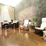 Serenus Boutique