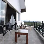 Villa Serenus Boutique *