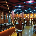 The Queensburry City Hotel