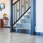 Misthill Rest - Lavish Hotel