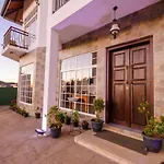 Hotel Misthill Rest - Lavish Nuwara Eliya
