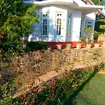 Homestay Mountain View Nuwara Eliya