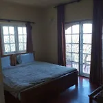 Hill View Bungalow * Nuwara Eliya