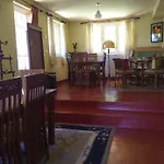 Hill View Bungalow Inn