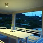 Hillcrest Villa