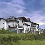 Misthill Rest - Lavish 3*