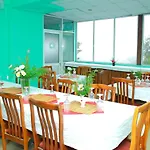 Hotel Vishmi's Rest 3*