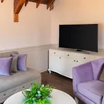 Stoney Croft Hotel