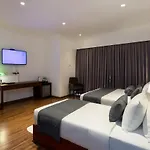 Grand Turf Hotel 5*