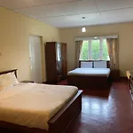 Cypress Lodge