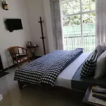 Misthill Rest - Lavish Hotel 3*