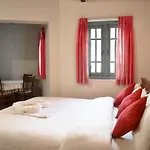 Samri Bunglow Country house *