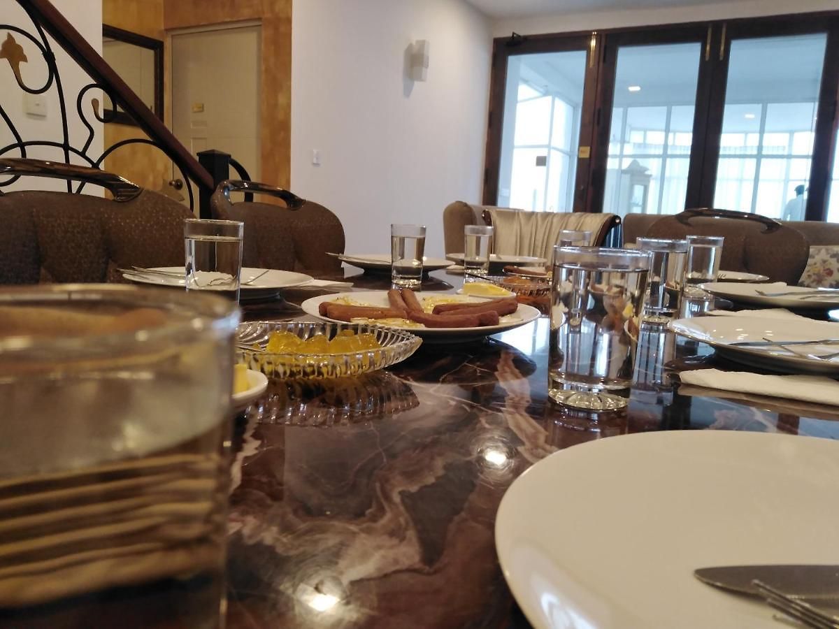 Hotel Rest Master Luxury Bunglaw