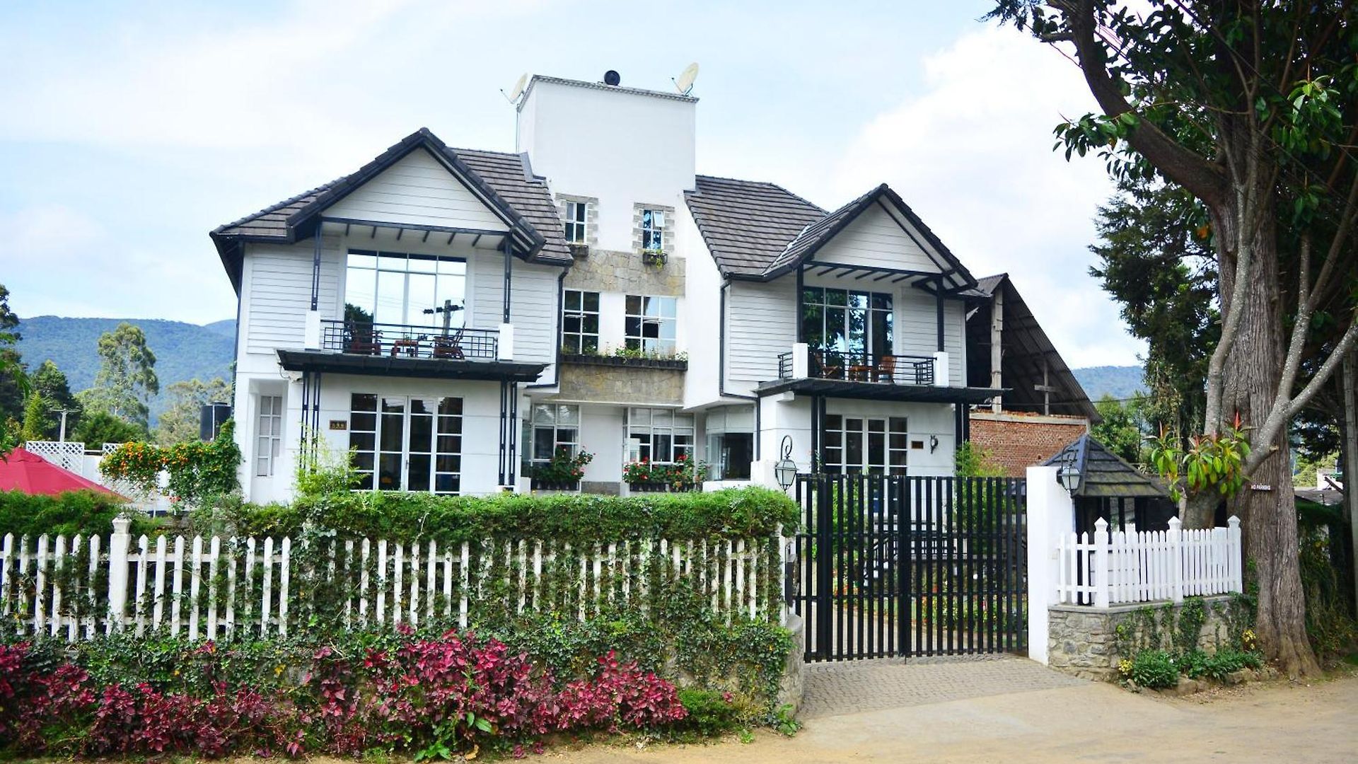 Unique Nuwara Eliya