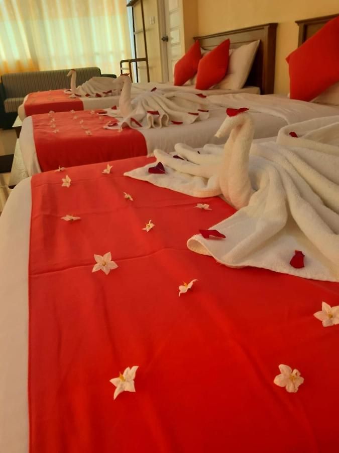 Oyo 487 Sudha Ozone Freeze Hotel 3*