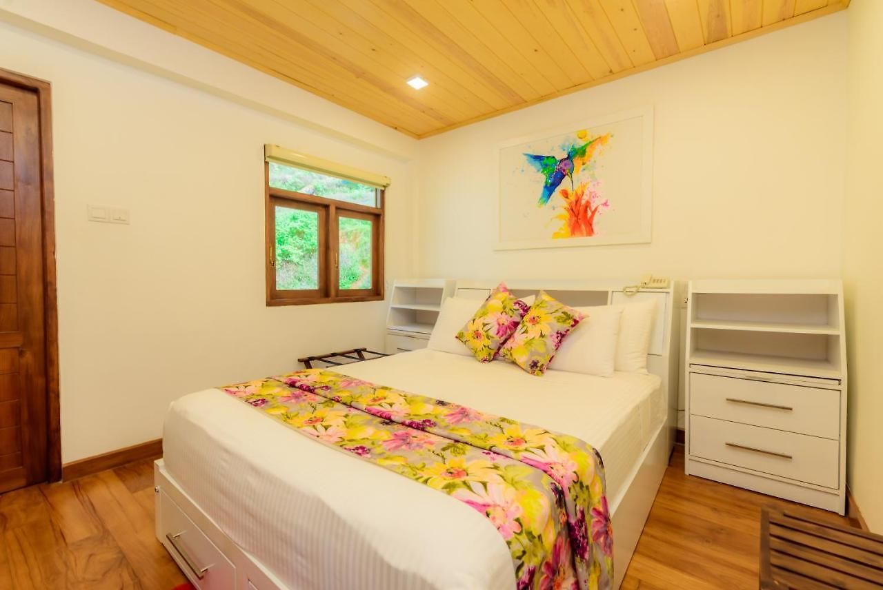 Hummingbird Hill Villa Nuwara Eliya