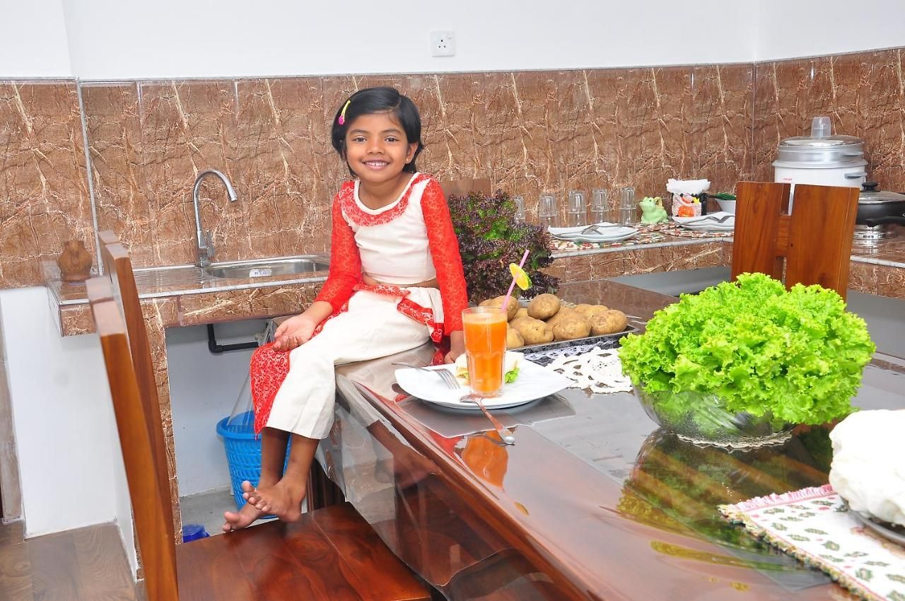 Guest house Moonplains Himaya Bungalow *