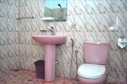 White City Villa 4*