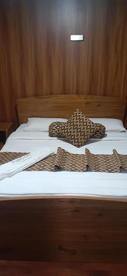 New Happy Guest house