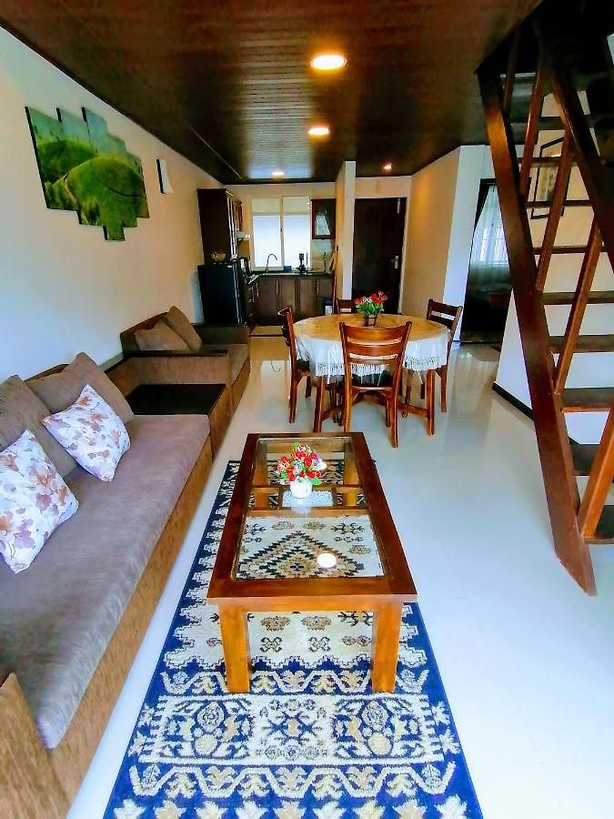 Moon Plains Luxury