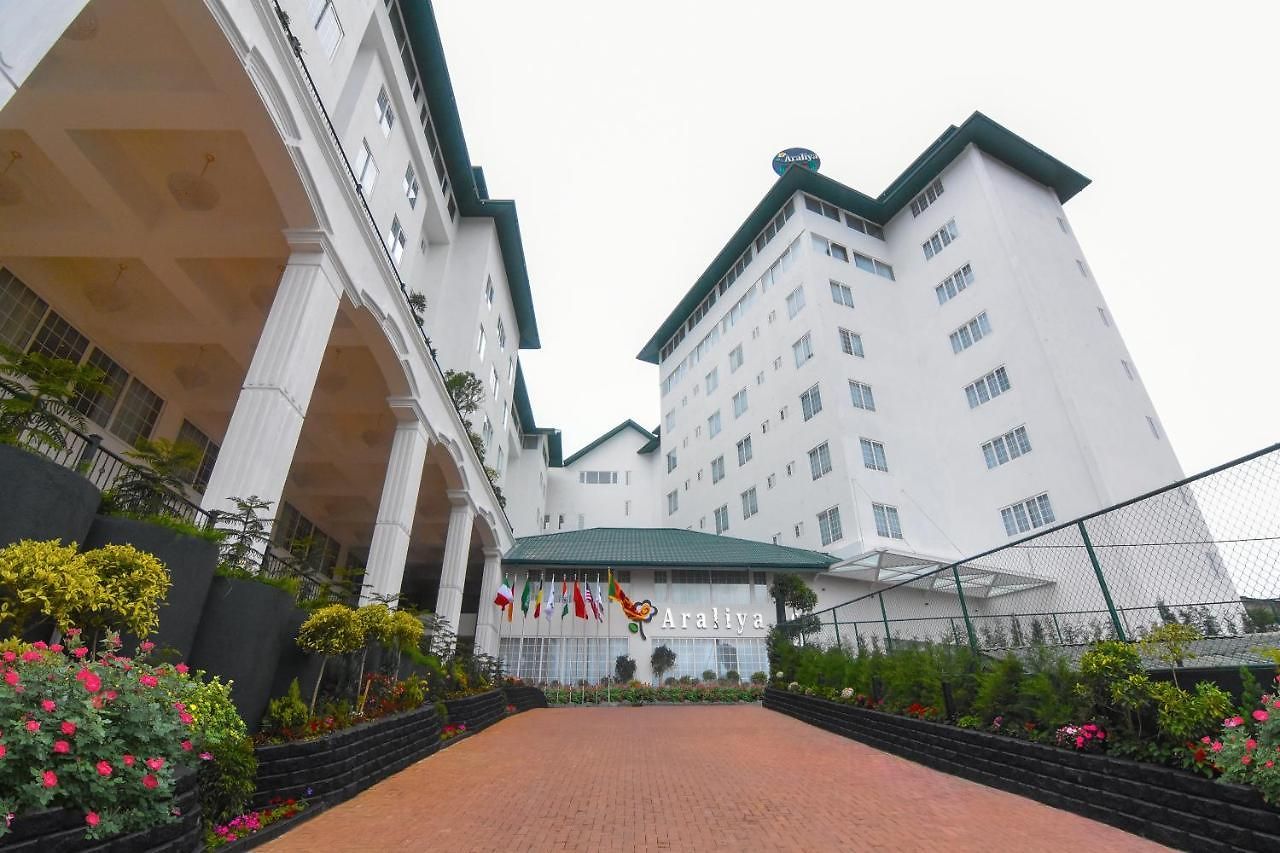 Hotel Araliya Red - Budget Friendly Hotel- Where Find Stunning 360 Panoramic View Of