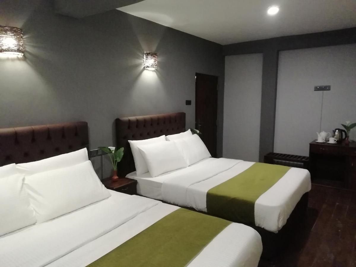 Tea Mount Forest Hotel 3*