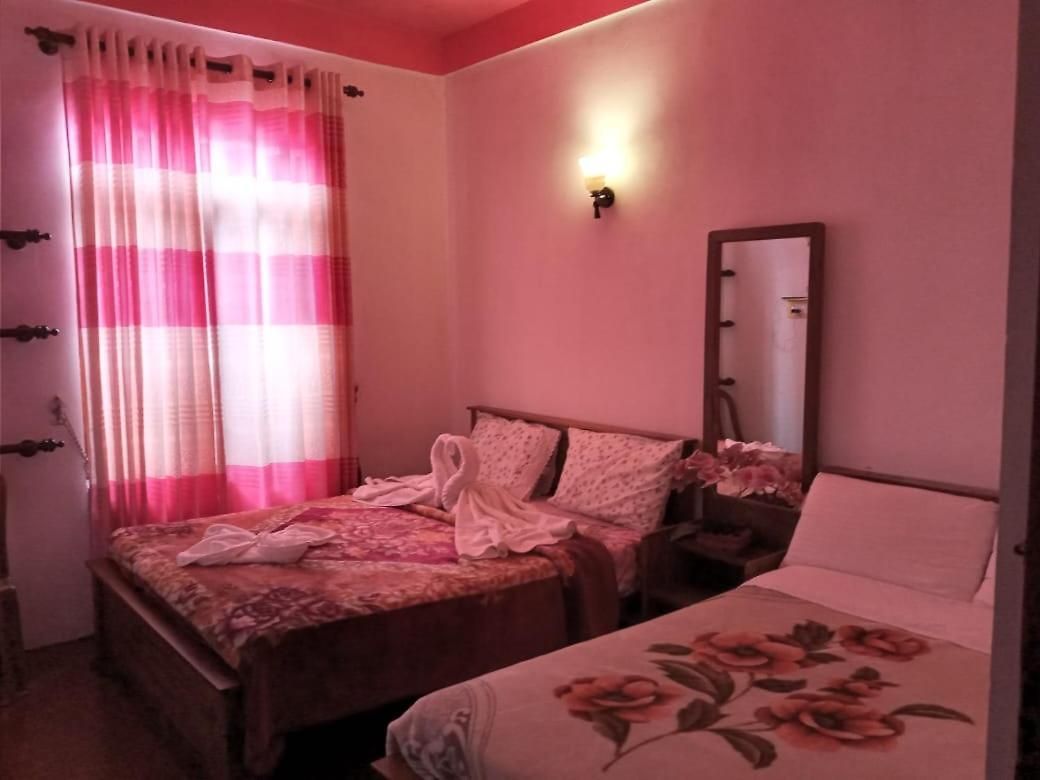 La Rose Geust House *